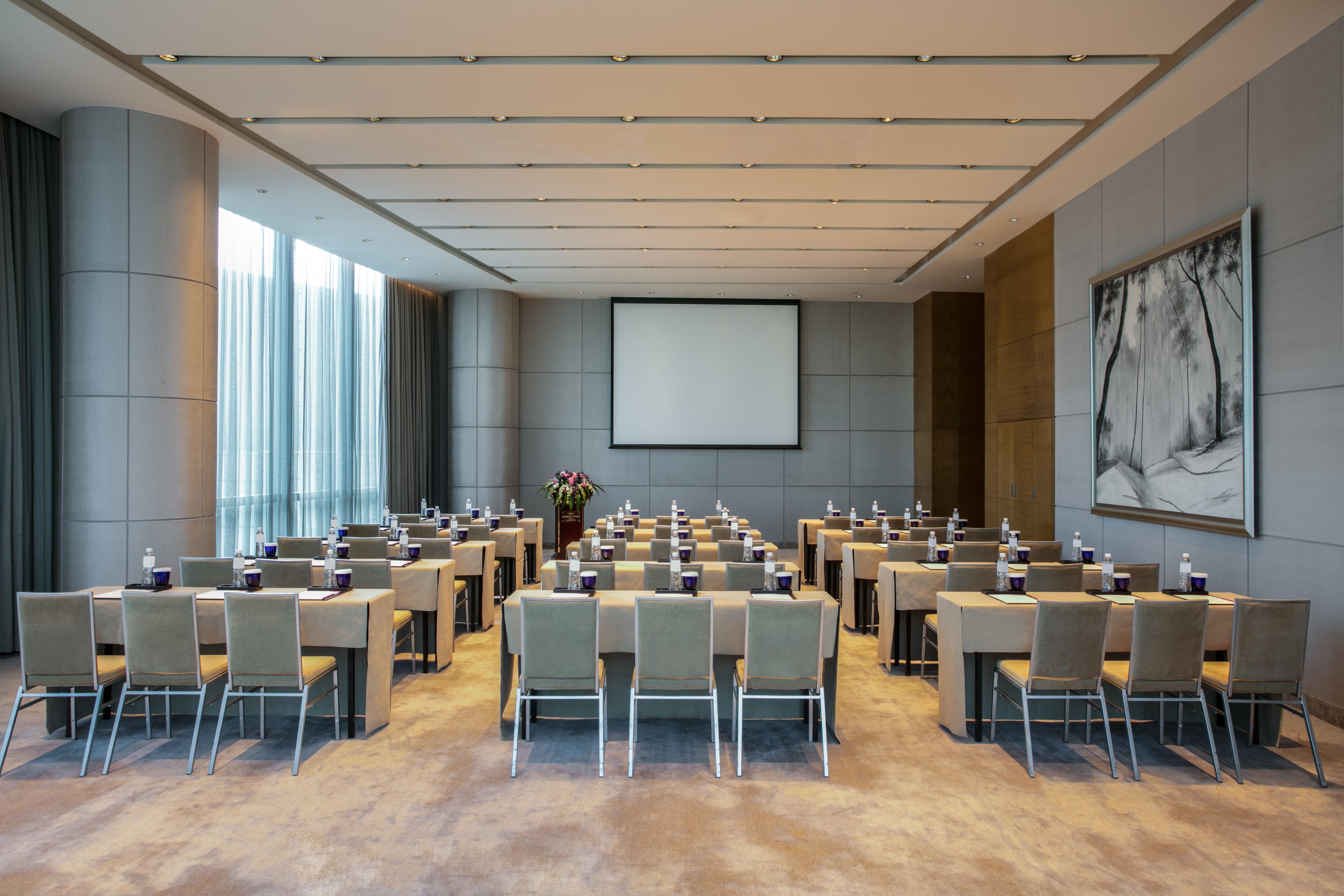 Crowne Plaza Huizhou By Ihg Hotel Exterior photo